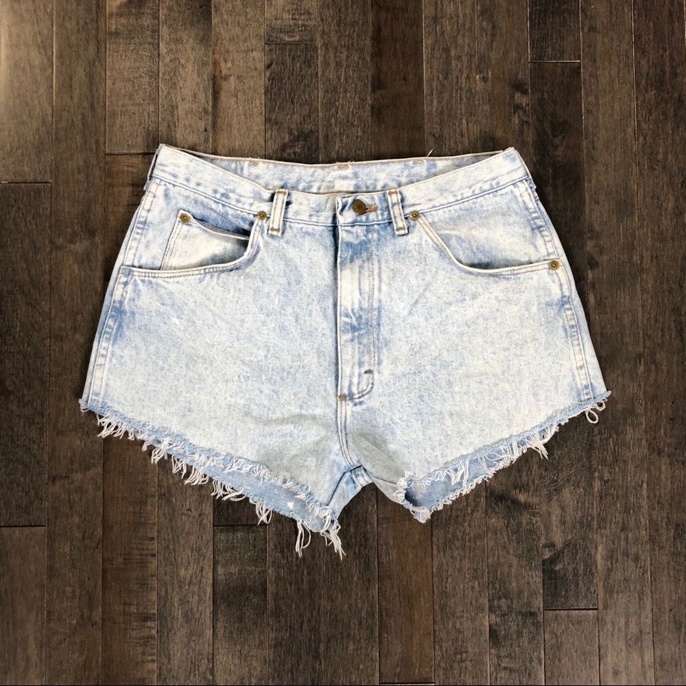 Vintage Wrangler cut off jean shorts!!!